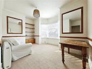 Baillie Road, Guildford, Surrey, GU1 3LN