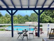 Baillif: maison avec terrasse et piscine hors sol