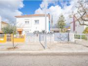 || Bairro da Conceição | Moradia T3 | Totalmente...