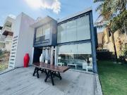 Baja de precio! Excelente casa en condominio con 4 recámaras