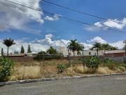 Terreno Villas de Irapuato con vigilancia