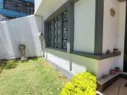 BAJA DE PRECIO! VENTA DE CASA EN ESQUINA CON USO DE...