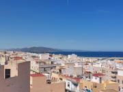 Bajo 3 dormitorios 2 baños y solarium en Garrucha Centro