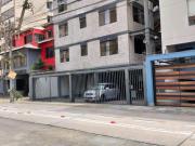 BAJO DE PRECIO ALQUILO ESTACIONAMIENTO TECHADO