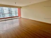 BAJO DE PRECIO! AMPLIO DEPARTAMENTO EN MIRAFLORES 3...