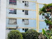 ¡BAJO PRECIO! DEPA TOMAS VALLE! AMPLIO, CÉNTRICO Y AUN...