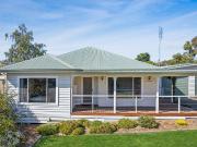 Balanced Living and Generous Space in Tylden