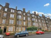 Balcarres Street, Edinburgh, 3 Bedroom Flat