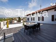 Balerna: Fabelhaftes Maisonette Loft mit feinen Details