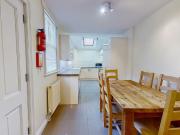 Balfour Road, Nottingham NG7 6 bed house to rent £3,185...