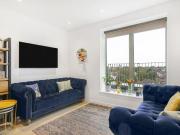 Balham High Road, London, 1 Bedroom Apartment