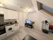 Balham High Road, London SW12, 1 bed flat to rent,...