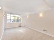 Balham High Road, SW17, London, SW17