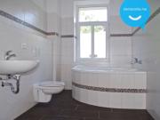 Balkon • 4 Raum • Fussbodenheizung • Bad mit Eckwanne •...