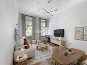 Stuck, Balkon & Kranoldplatz Lage – Bad und Küche...