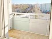 Balkon & Aufzug: 2 Zi. Wohnung in ruhiger Seitenstraße