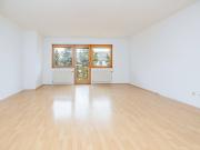 BALKON I FAMILIENFREUNDLICH I GEPFLEGT I HELLE WOHNUNG...