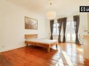 Balkonzimmer in 2 Zimmer Wohnung in Friedrichshain