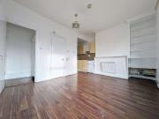Ballards Lane, Finchley Central, N3