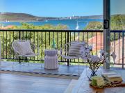 Balmoral Bliss, Stylish Beachside Living