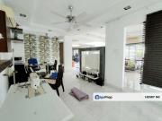 Bandar Laguna Merbok