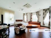 Bandar Laguna Merbok