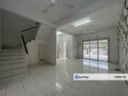 Bandar Laguna Merbok