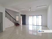 Bandar Puteri Puchong 2 sty 4 rooms 3 baths semi...