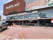 Bandar Utama, room/ retail space facing main road, 38 x 120