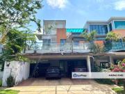 Bangi Lakehill Villas