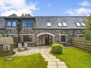 Bankhead Courtyard, Bankhead Farm, 5 Bedroom Terraced