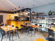 Bar en alquiler en calle De Badajoz, Barcelona, de 120...