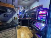 Bar en venta en calle De Baldomer Solà, Badalona, de 68...