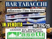 Bar in vendita a Fino Mornasco