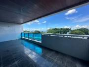 BarÃ£o do Rio Negro Ponta Negra 4 suÃtes sendo 1 master,...