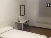 Encantador Habitación acogedora en apartamento de 5...