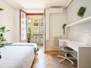 Acogedor Habitación en Calle de Segovia, Palacio