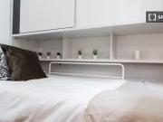 ¡Recién llegado! Habitación en piso compartido,...