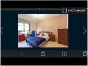 ¡Renta! Habitación en piso de 3 habitaciones en alquiler...