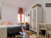 ¡Oferta! Habitación soleada en apartamento de 5...