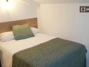 ¡En alquiler! Se alquila habitación en Coliving en...