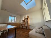 BARBES ROCHECHOUART 2 PIECES ATYPIQUE !