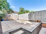 Barcombe Avenue, London 2 bed flat to rent £2,200 pcm...