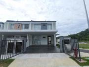 BARE UNIT Two Half Storey EndLot Chloe Residence Kota...