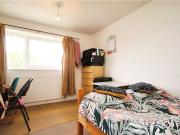 Bargate Court, Guildford GU2, 4 bedroom flat to rent...