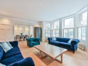 Barkston Gardens, South Kensington. 4 bed flat to rent...