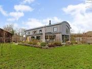 Barn conversion to rent in Four Elms Road, Edenbridge TN8