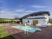 BARNES ANNECY MAISON FAMILIALE AVEC PISCINE POISY