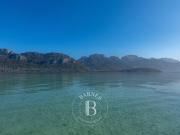 BARNES ANNECY PIEDS DANS L EAU