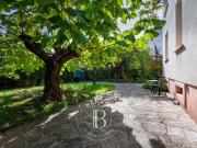 BARNES Annecy ANNECY TRIANGLE D’OR VILLA AVEC JARDIN...